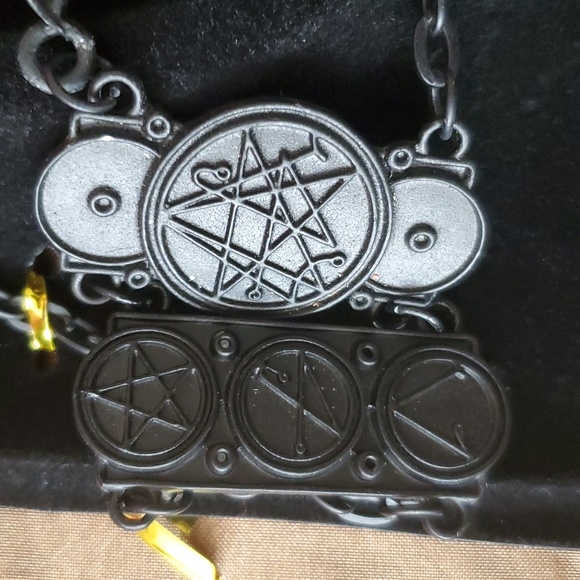 *NWT* Restyle's Purple Posession Bat Choker - Picture 7 of 16